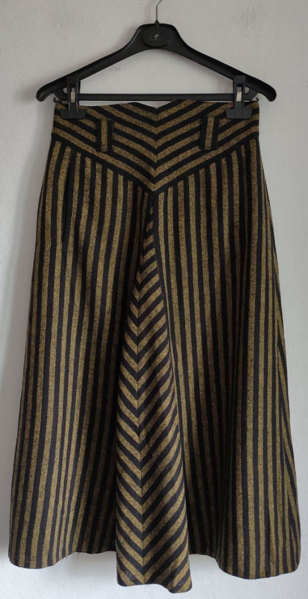 MURA vintage vunena suknja M/S