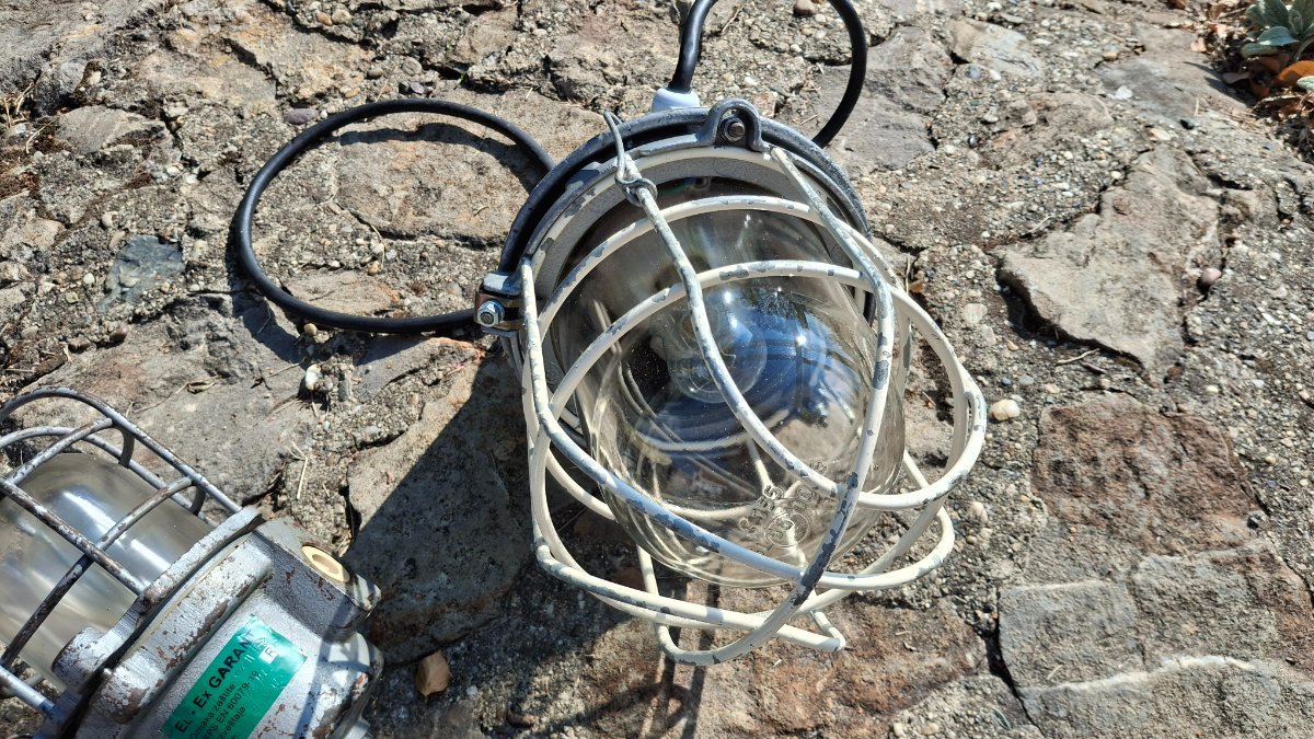 Lampe industrijske stare 5 kom