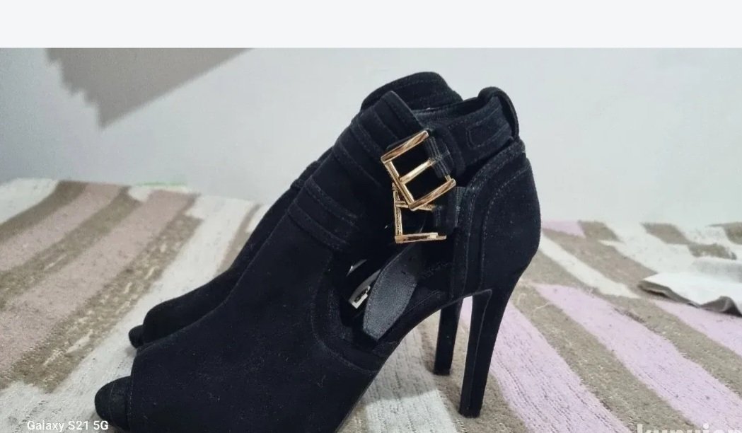 MICHAEL KORS original kožne sandale gležnjače - Broj 38