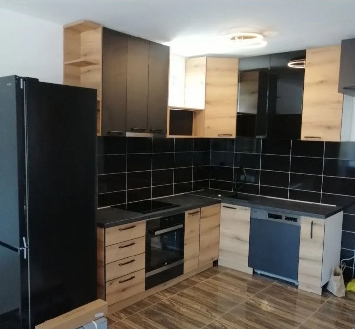 Prodajem stan u Pancevu 90m2