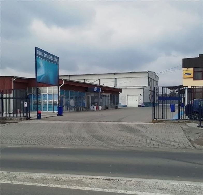 Izdaje se hala i kancelarijski prostor Cacak-Preljina
