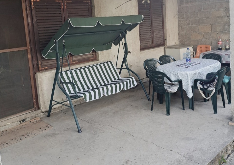 Izdaje se apartman-vikendica Ivanka,Srebrno jezero