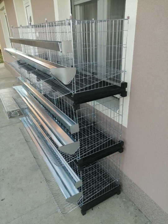 Prodaja pocinkovanih kaveza za koke, pilice i zeceve u kompletu sa hranilicama, pojilicama i plastic