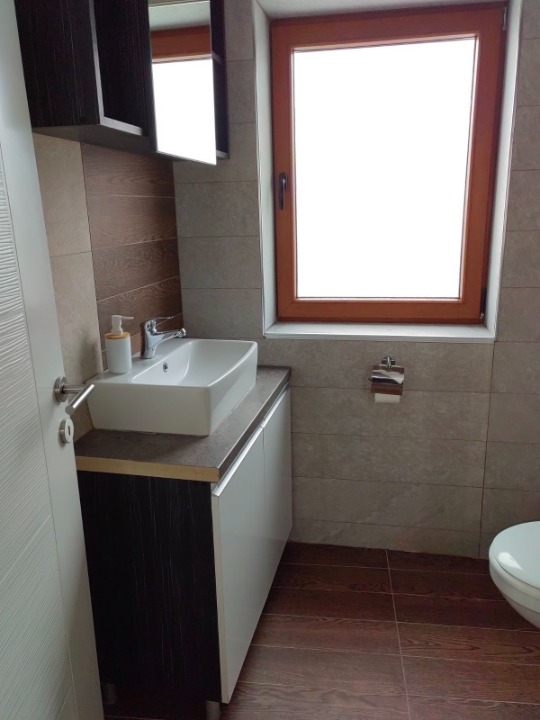 Prodajem LUX kompletno opremljen stan na Kopaoniku