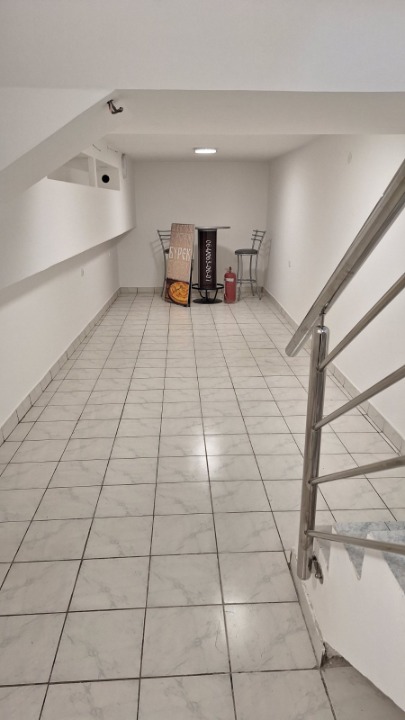 Prodaja lokala 42m2 u dva nivoa-Novo Naselje