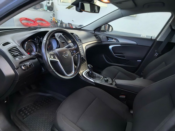 Opel Insignia 2.0cdti 