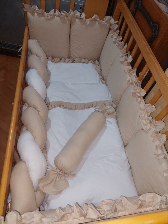 Šivenje po meri - pamucne ogradice i posteljina za krevetac i kolevku