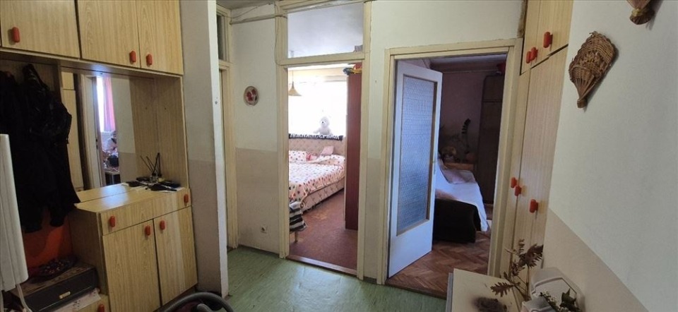 Dvosoban stan 57m2+terasa+podrum,Zajecar