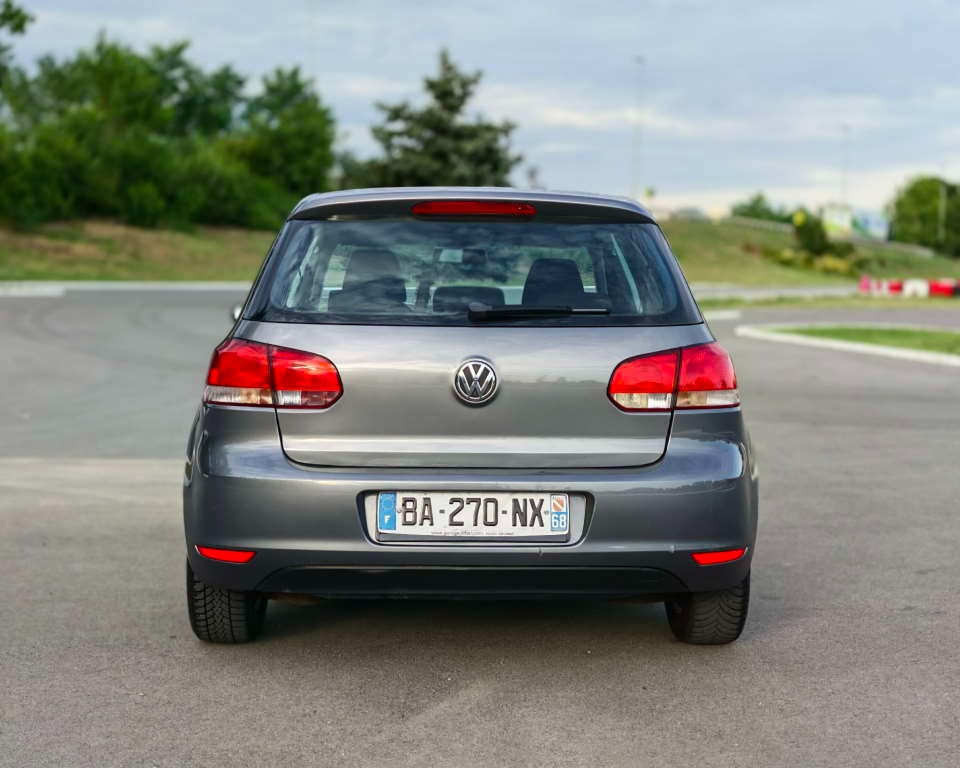 Na prodaju Volkswagen Golf 6  1.6 TDI, 2011. god 