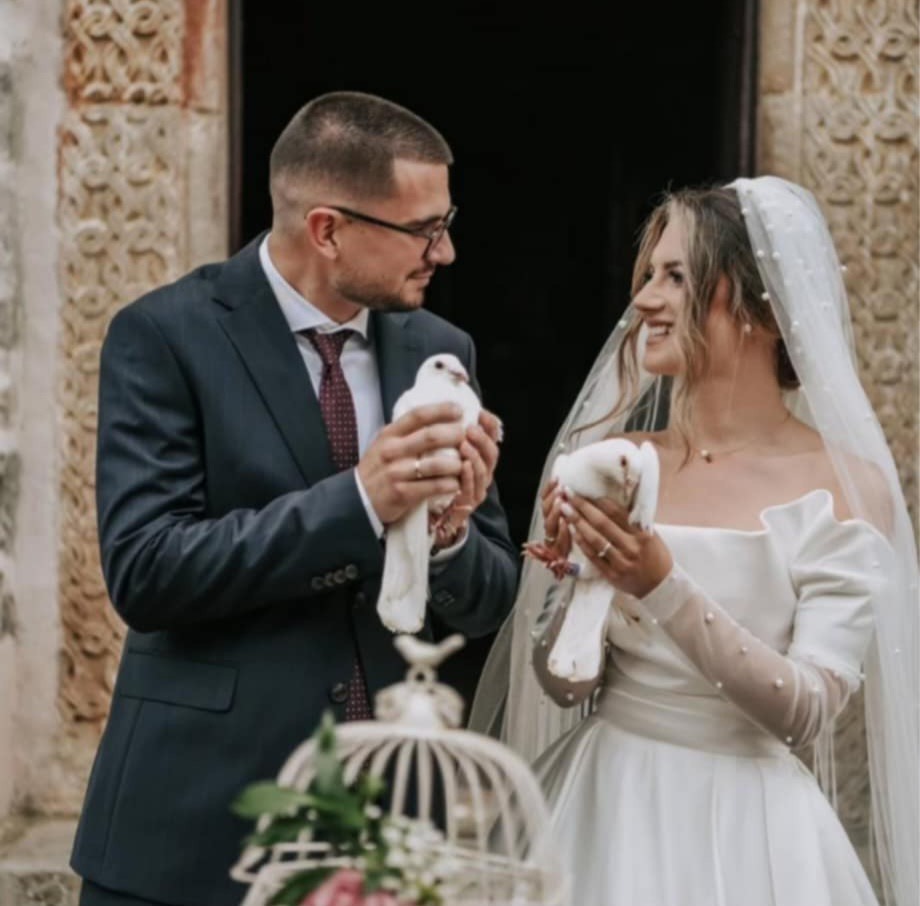 Beli golubovi za svecane prilike