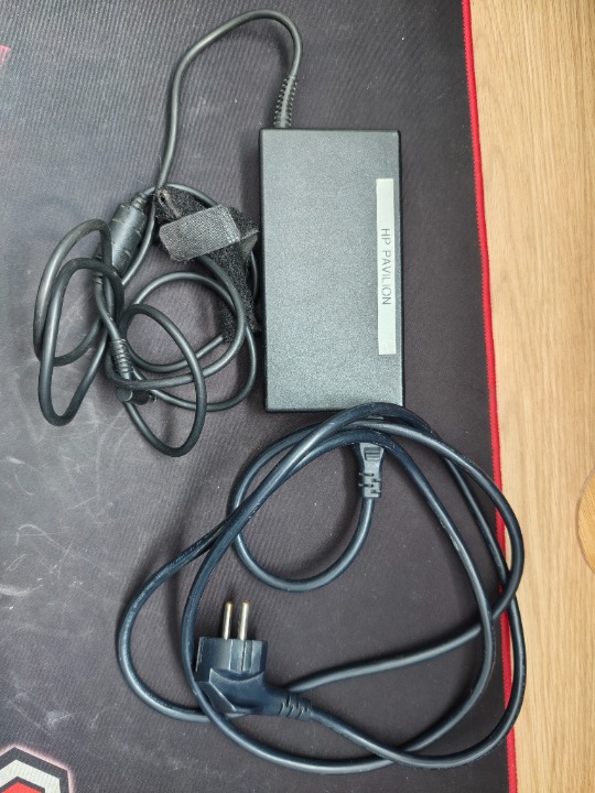 HP Pavilion Intel i7 6700HQ / GTX 960m / 16