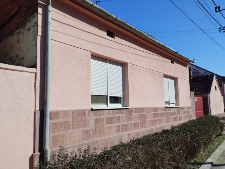 Prodajem kuću u Čereviću